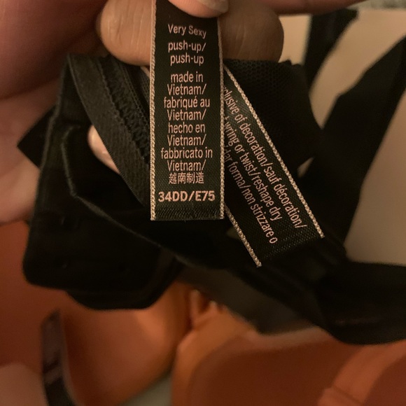 Two bra bundle - Picture 6 of 6